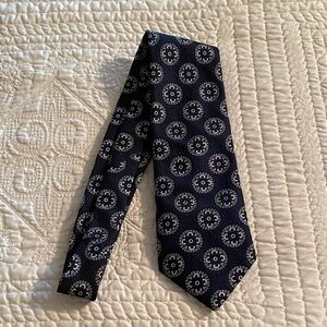 Classic Navy Blue Circular Pattern Tie